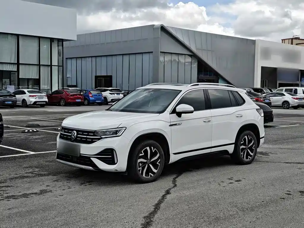 Volkswagen 探岳 GTE — миниатюра 10