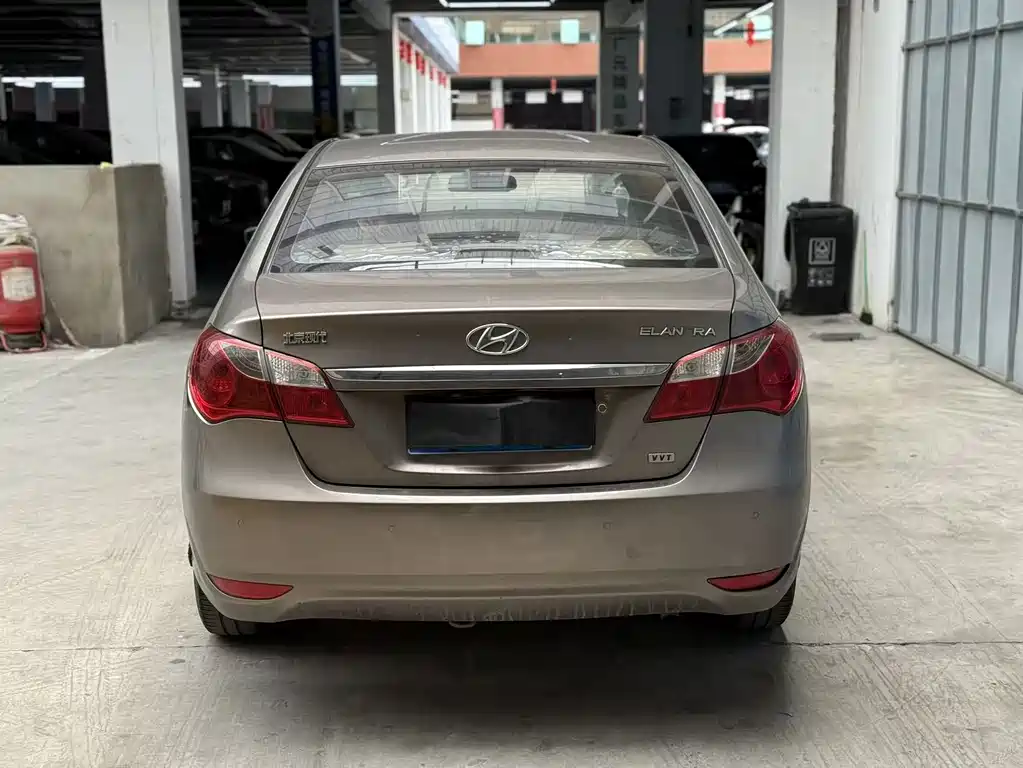 Hyundai Elantra 2011 1.6L AT Comfort