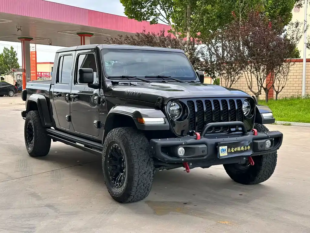 Jeep Gladiator — миниатюра 3
