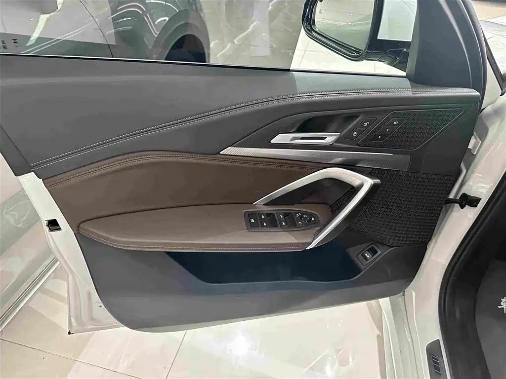 BMW X1 — миниатюра 6