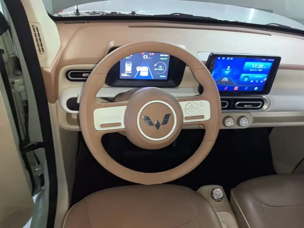 Wuling MINIEV — миниатюра 11