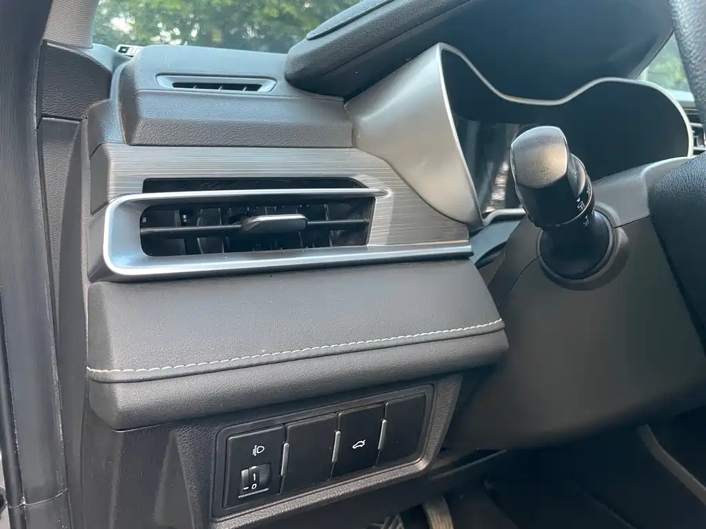 GEELY AUTOMOBILE EMGRAND