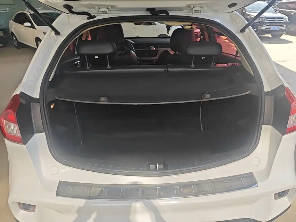 Geely Vision X3 — миниатюра 19