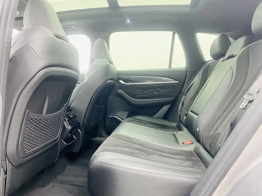 GEELY AUTOMOBILE XINGYUE L