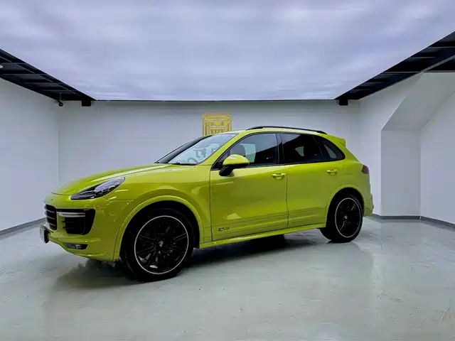 PORSCHE CAYENNE 2018