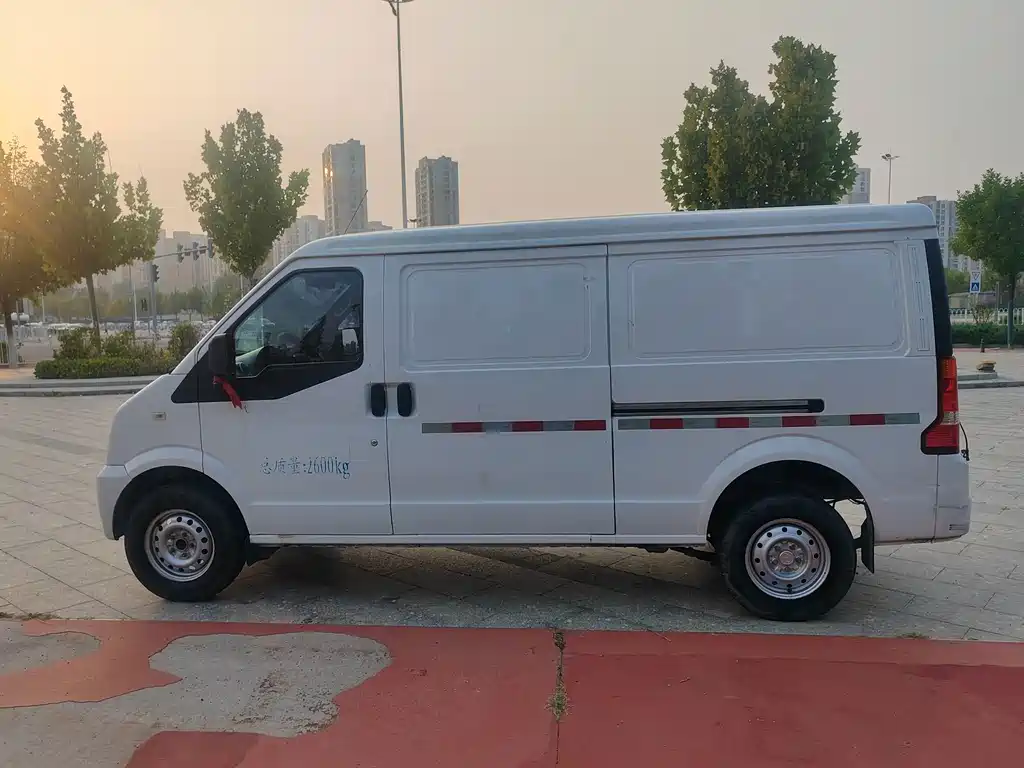 Ruichi Ruichi EC35 — миниатюра 8