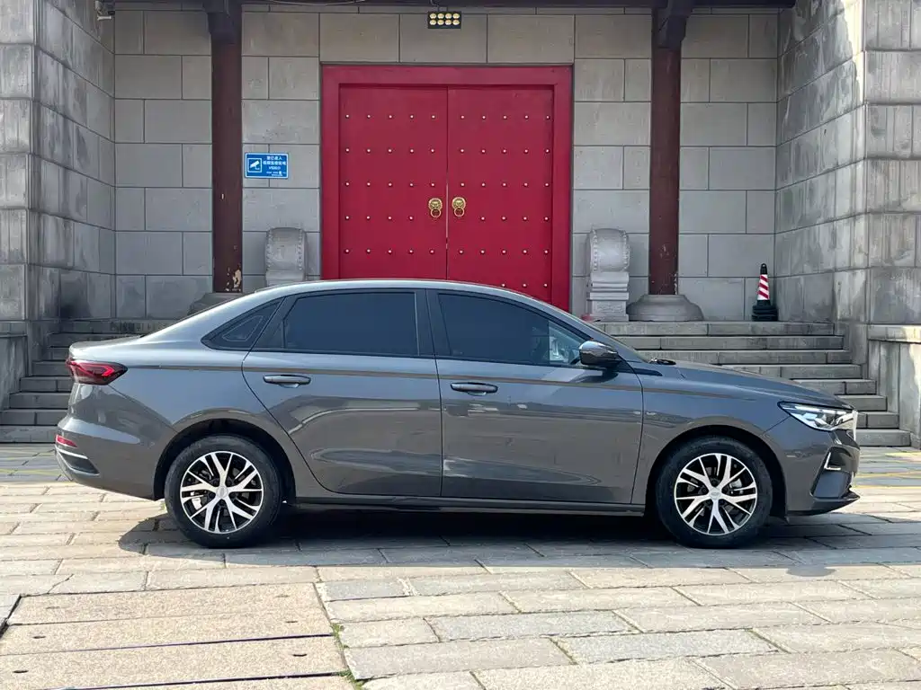 Geely Emgrand — миниатюра 5