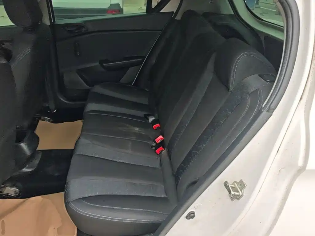 Baojun 310 — миниатюра 17