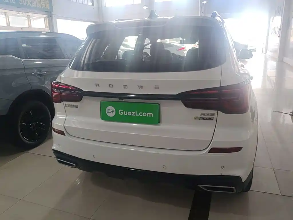Roewe RX5 New Energy — миниатюра 6