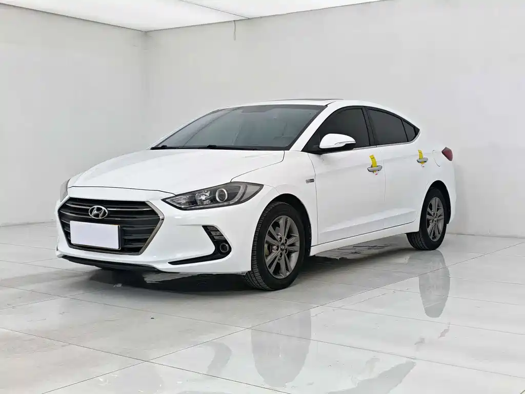 Hyundai Elantra 2016 1.4T DCT