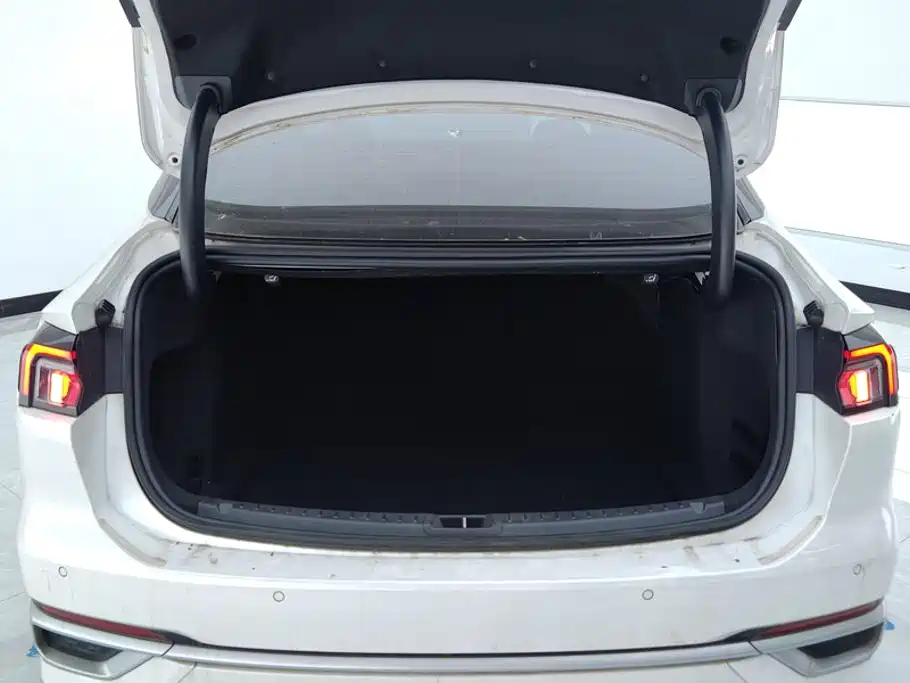 Ford Mondeo — миниатюра 4