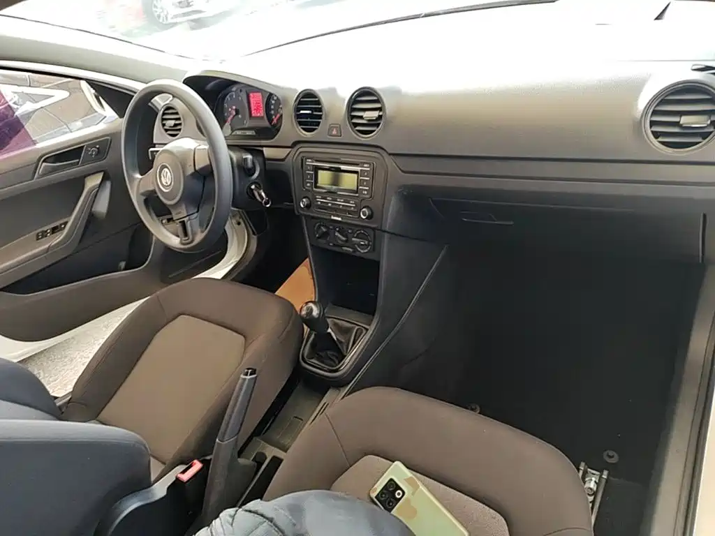 Volkswagen Jetta — миниатюра 10