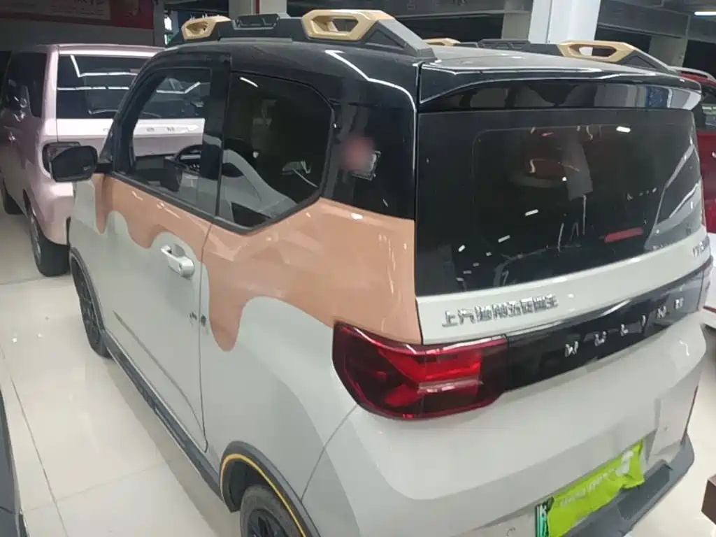 Wuling MINIEV — миниатюра 5