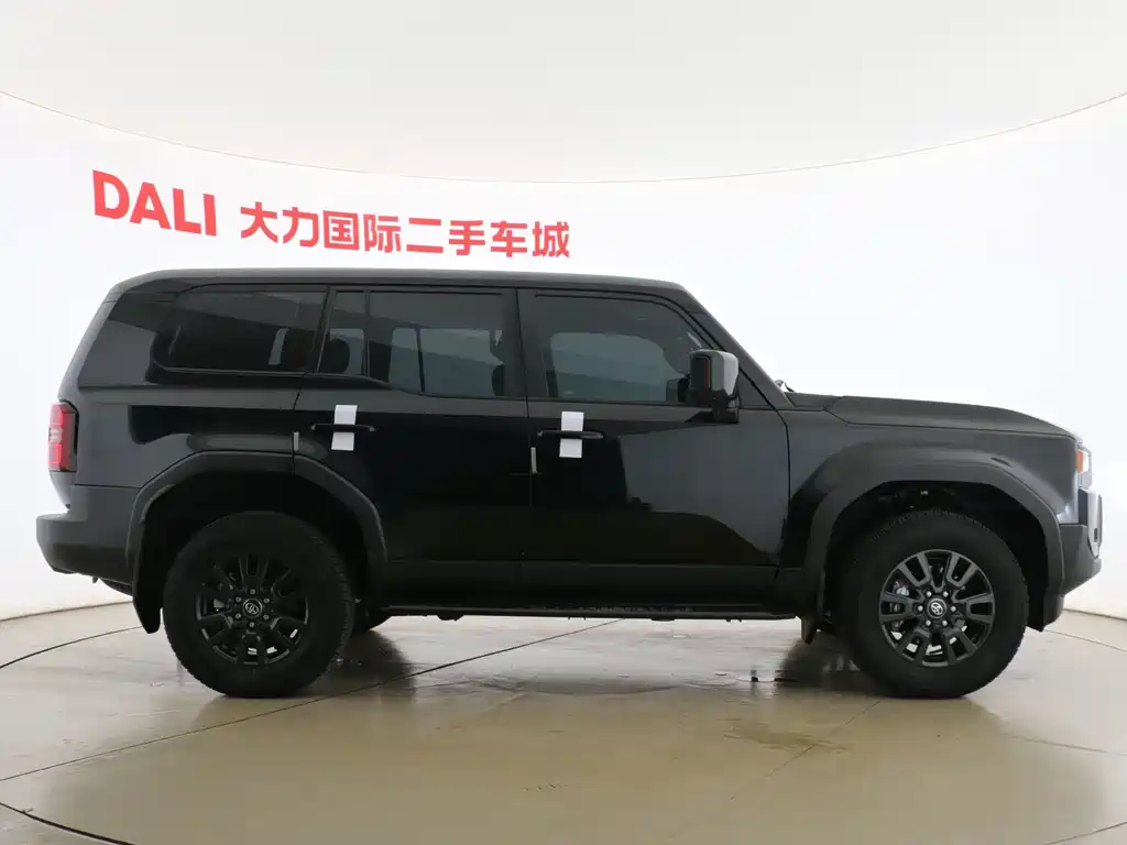 Toyota Prado — миниатюра 12