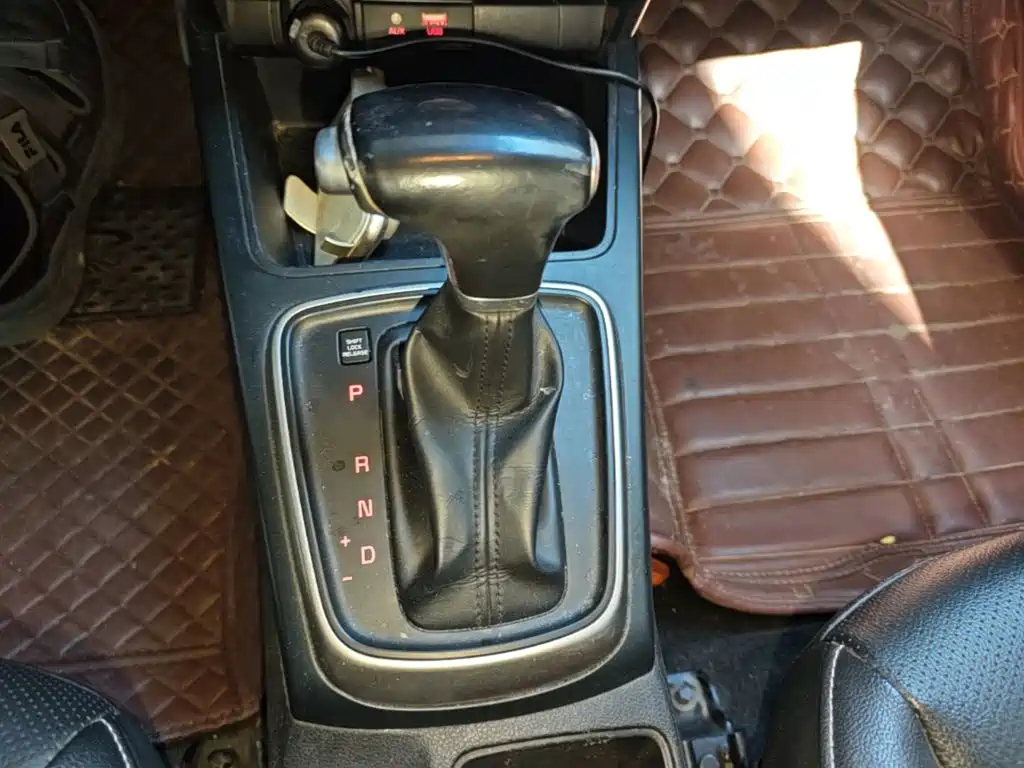 Kia K2 — миниатюра 14