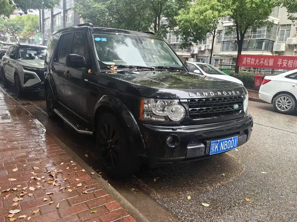 Land Rover Discovery 2012 5.0 V8 SE