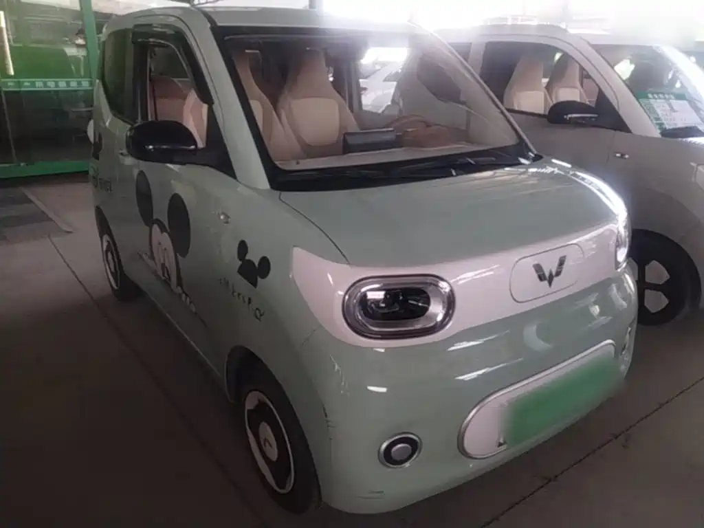 Wuling MINIEV — миниатюра 4