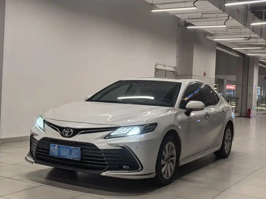 Toyota Camry 2022