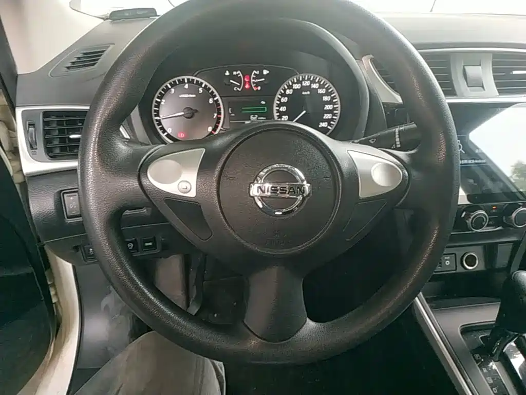 Nissan Sylphy — миниатюра 11