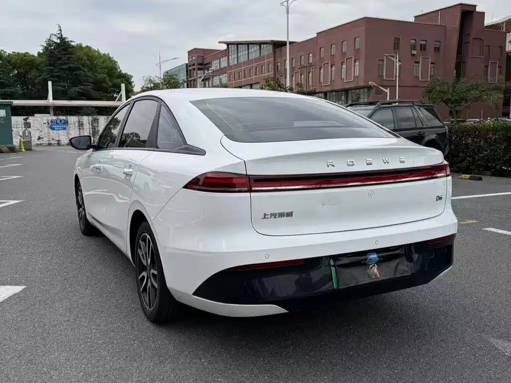 Roewe Young Wai D6 — миниатюра 14