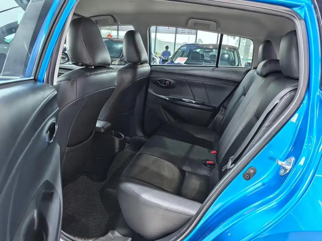 Toyota Vios FS — миниатюра 10