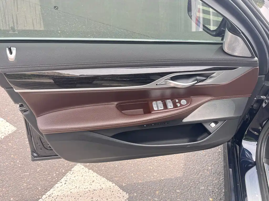 BMW 7 Series 7 2018 730Li Lead M Sport