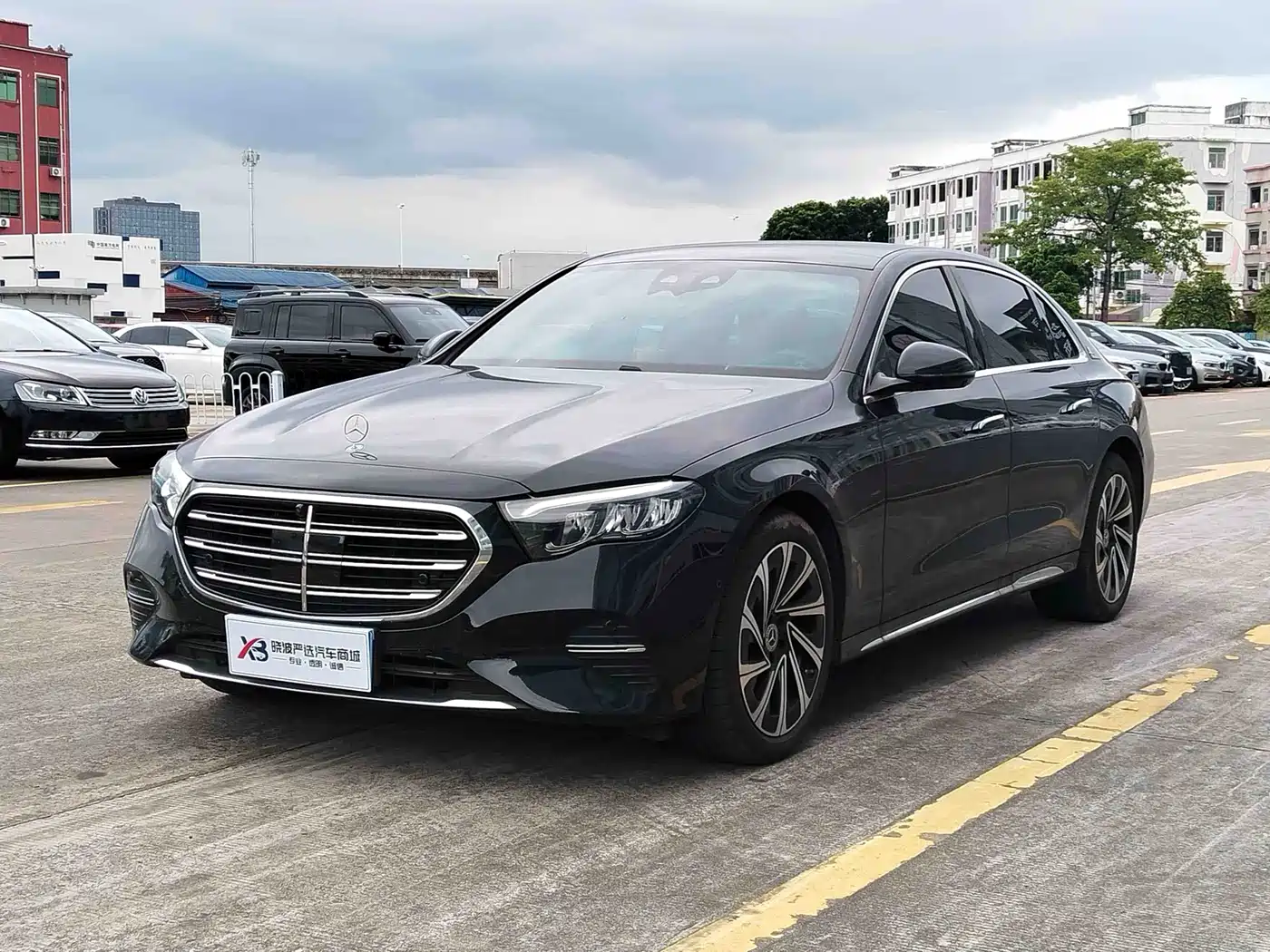 奔驰E级 2025款 E 300 L 豪华型 2025