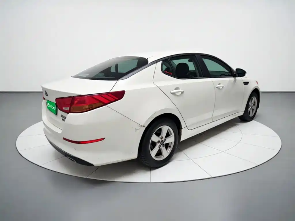 Kia K5 — миниатюра 6