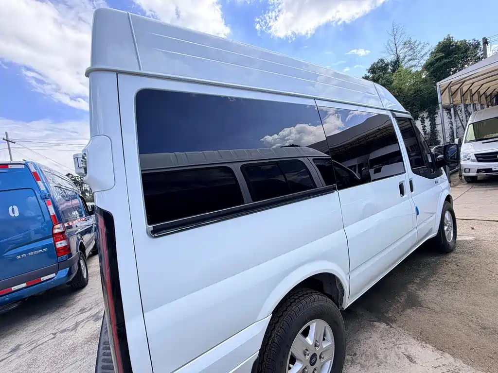 Ford Transit Custom — миниатюра 5