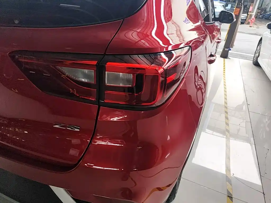 MG ZS — миниатюра 8