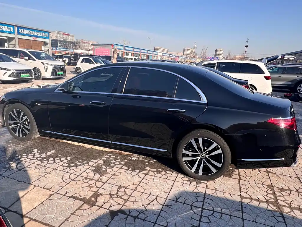 MERCEDES-BENZ S CLASS