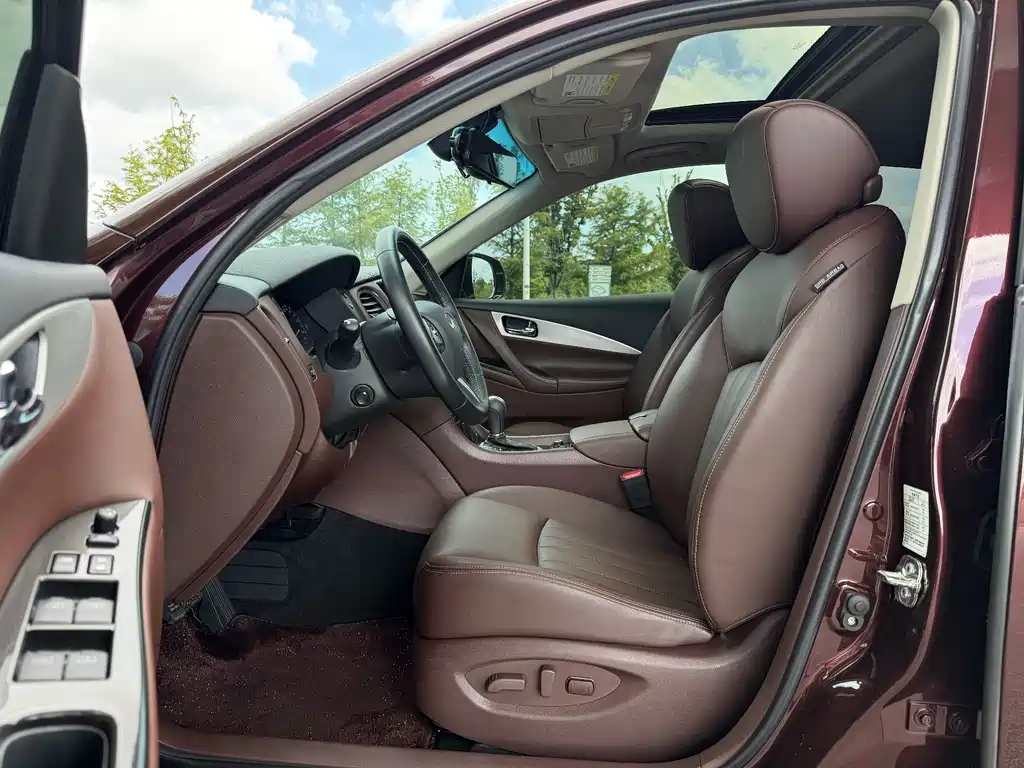 Infiniti QX50 — миниатюра 4