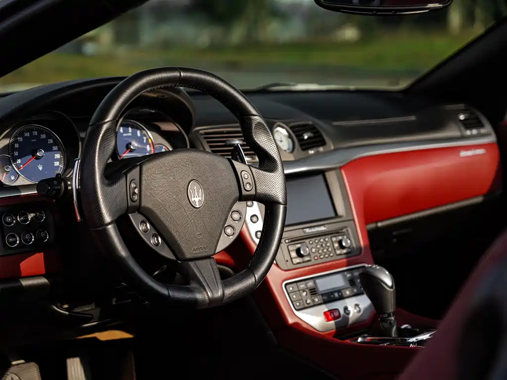 Maserati GranCabrio 2012 4.7L Sport