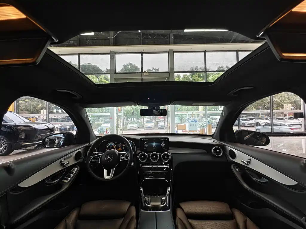 Mercedes-Benz GLC 2020 GLC 260 L 4MATIC