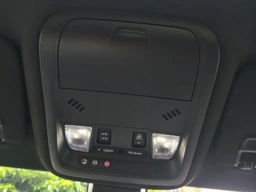 Cadillac XT6 — миниатюра 25