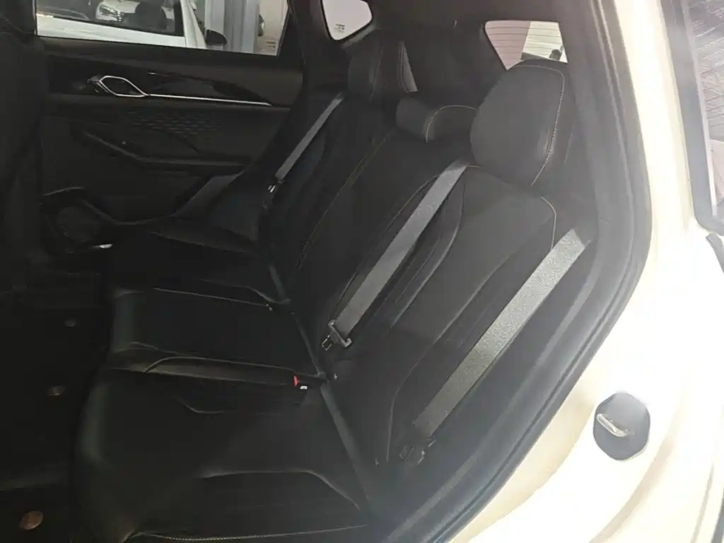 Geely Binyue — миниатюра 17