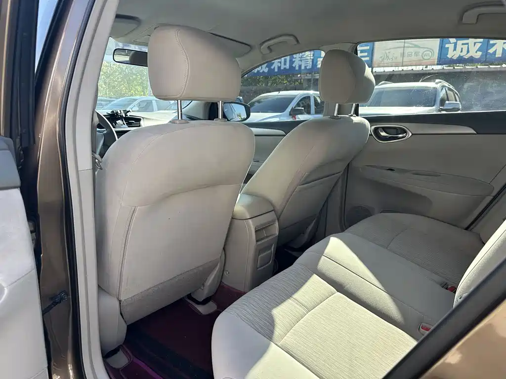 Nissan Sylphy — миниатюра 6