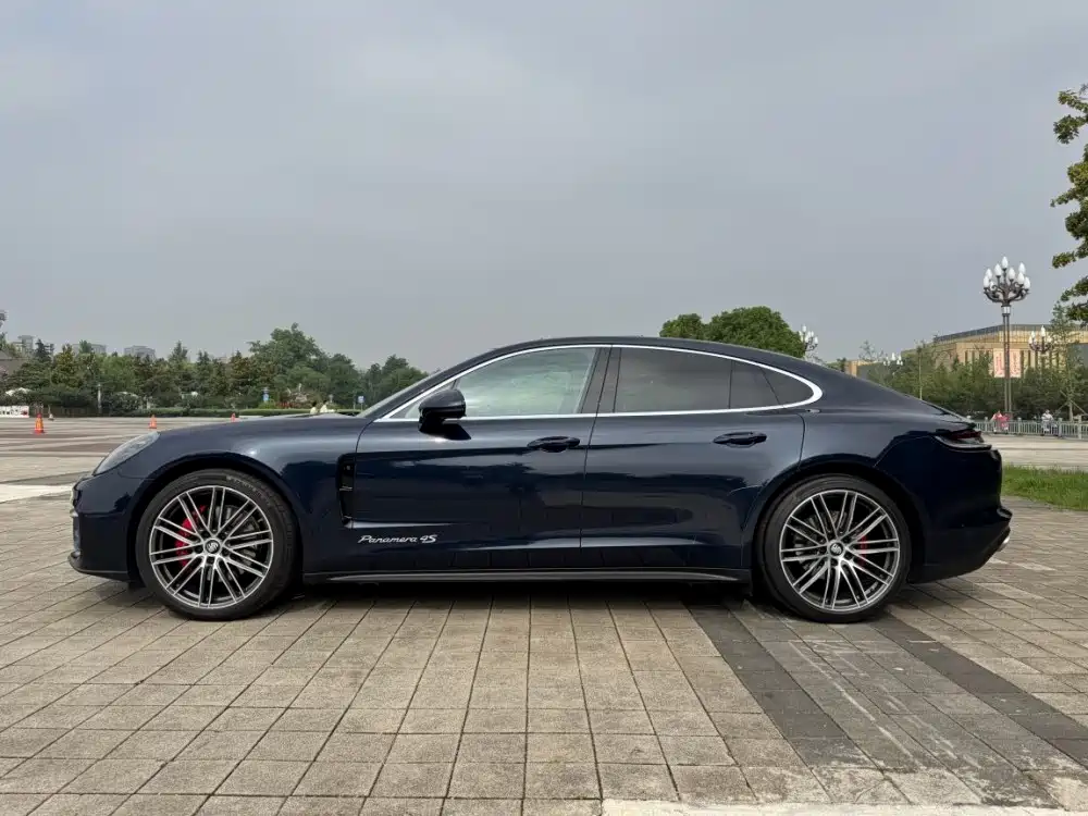 Porsche Panamera — миниатюра 10