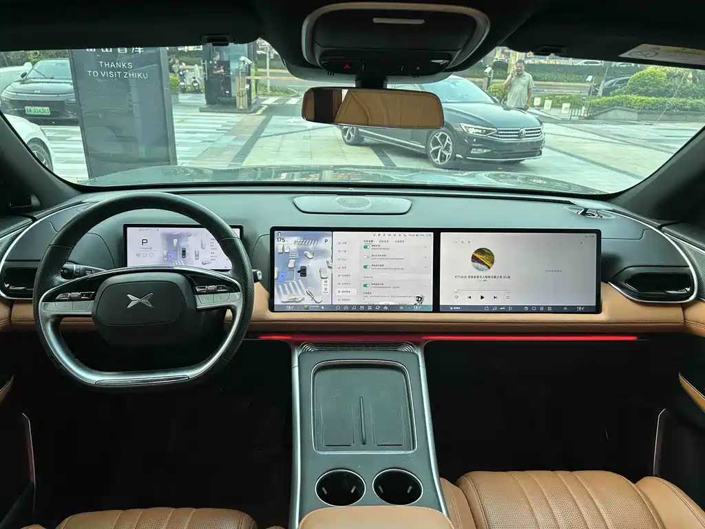 XPeng G9 — миниатюра 8