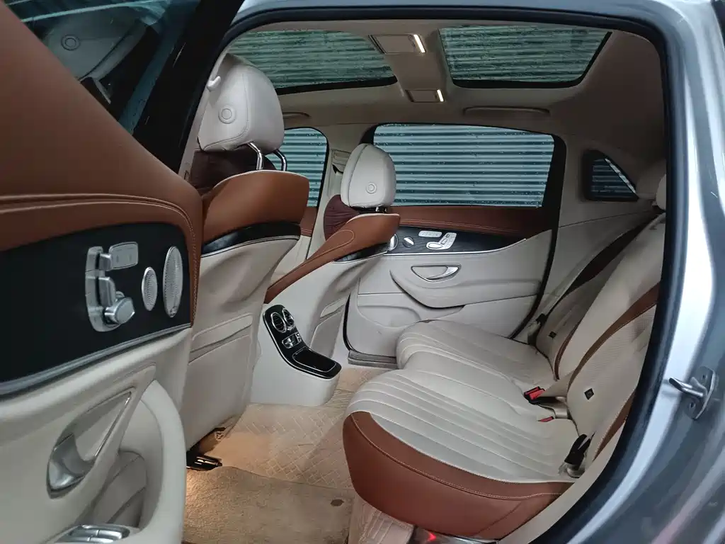 Mercedes-Benz E-Class E 2023 E 300 L Luxury