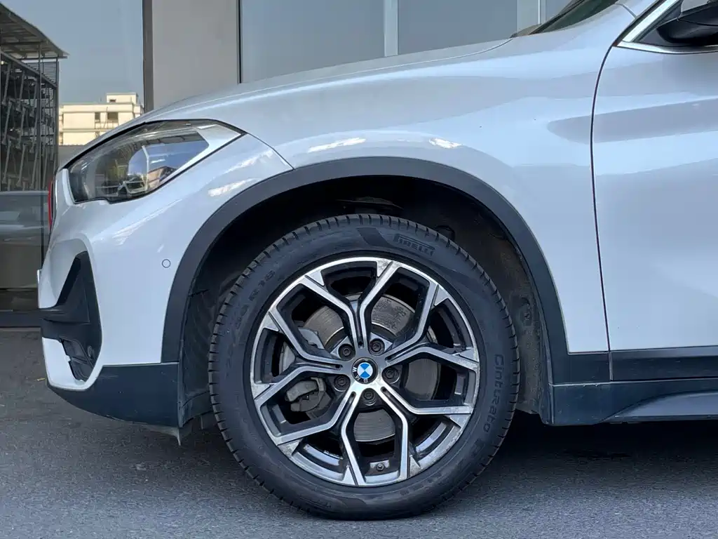 BMW X1 — миниатюра 3