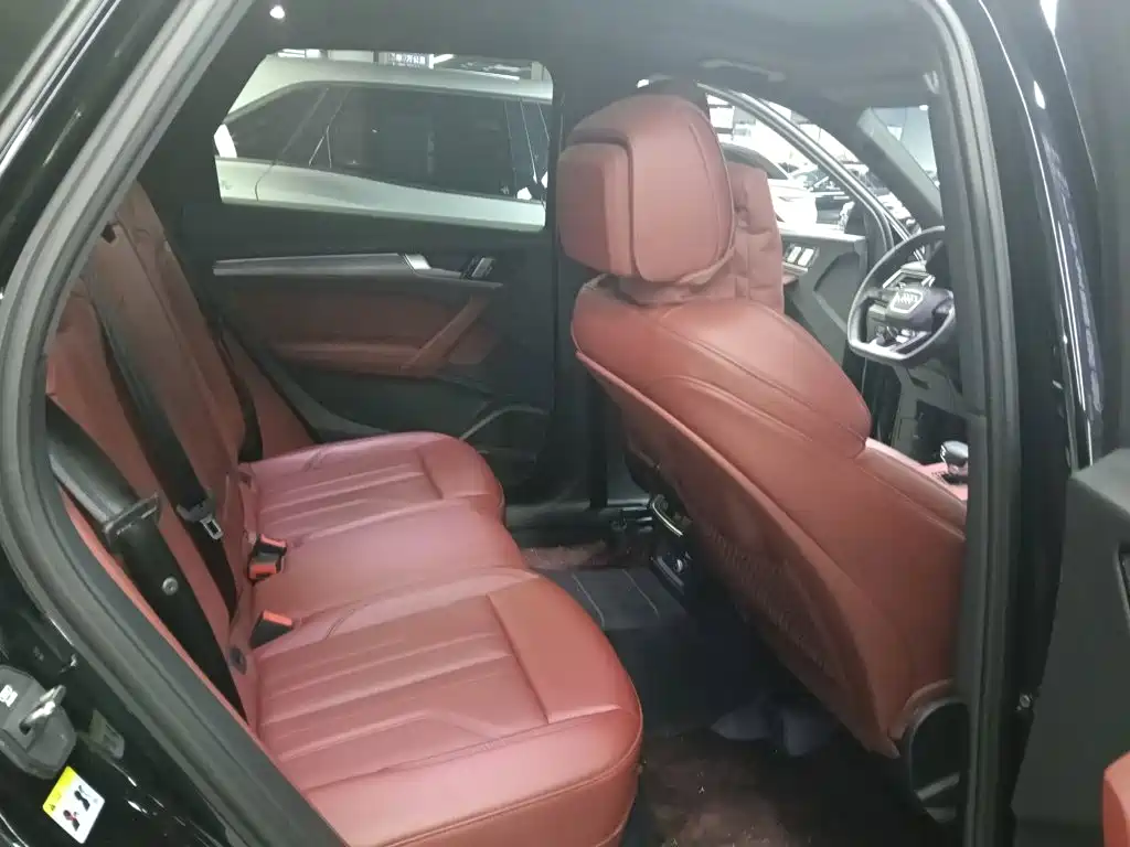 Audi Q5L — миниатюра 6