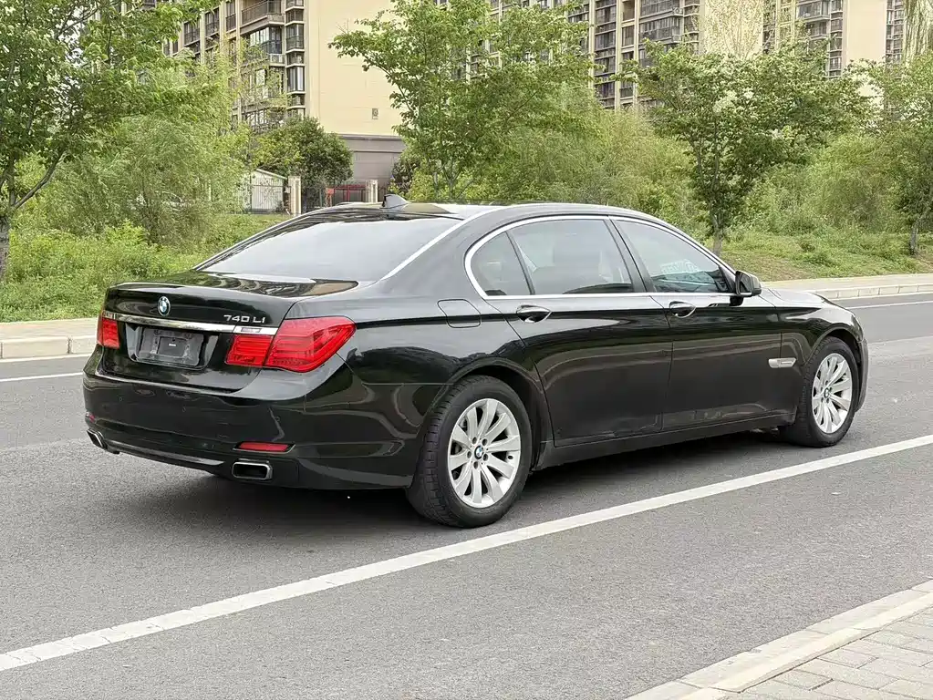 BMW 7 Series 7 2009 740Li Lead