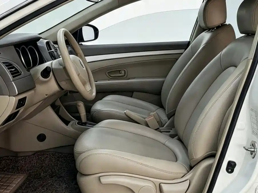 Nissan Sylphy — миниатюра 4