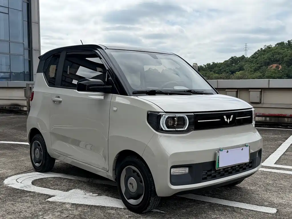Wuling MINIEV — миниатюра 3