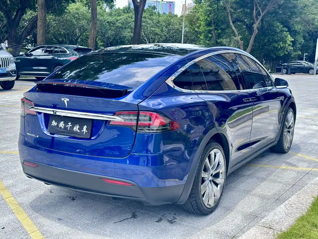 Tesla Model X 2016 Model X 90D