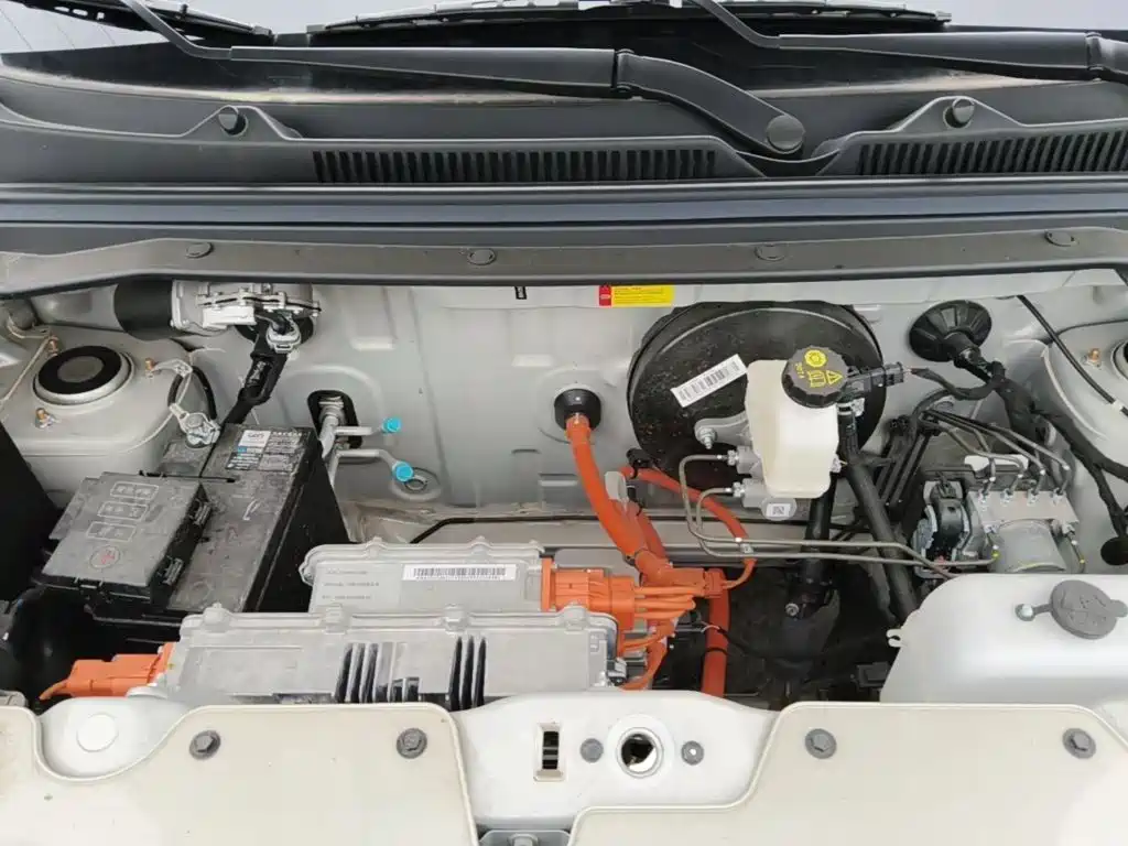 Wuling MINIEV — миниатюра 20