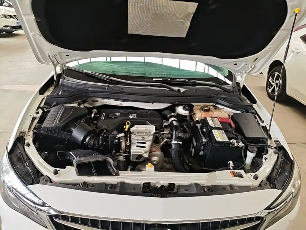 Buick Excelle — миниатюра 20