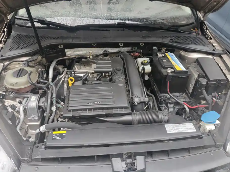 Volkswagen Golf — миниатюра 10