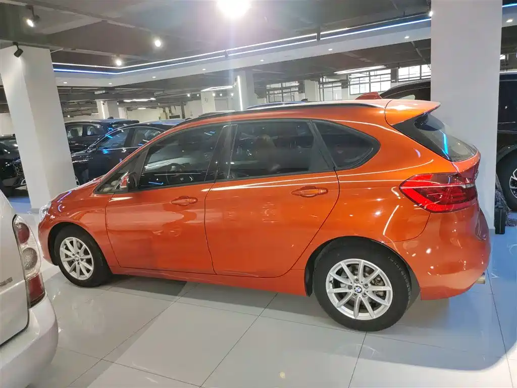 BMW 2 SERIES STATION WAGON